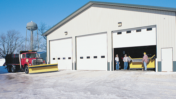 CHI overhead doors for post frame construction