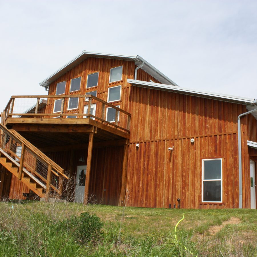 commercial pole building supplies