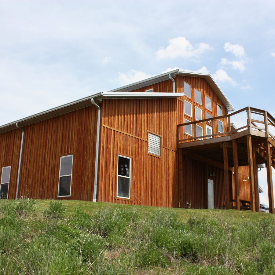 metal roof on new pole building