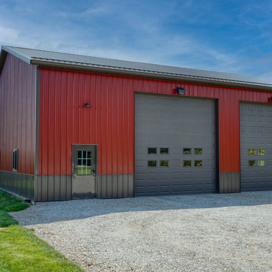 black and red pole building
