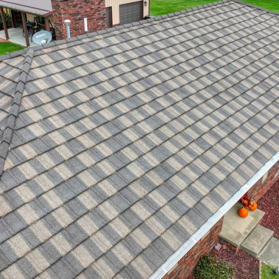 asphalt shingle roof